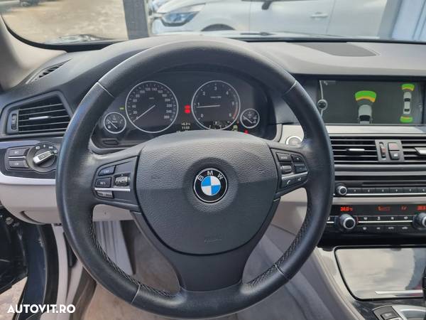 BMW Seria 5 520d - 10
