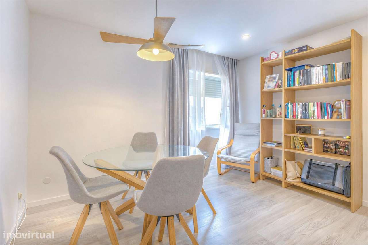 Apartamento T2 Renovado em Cruz de Pau, Matosinhos-22