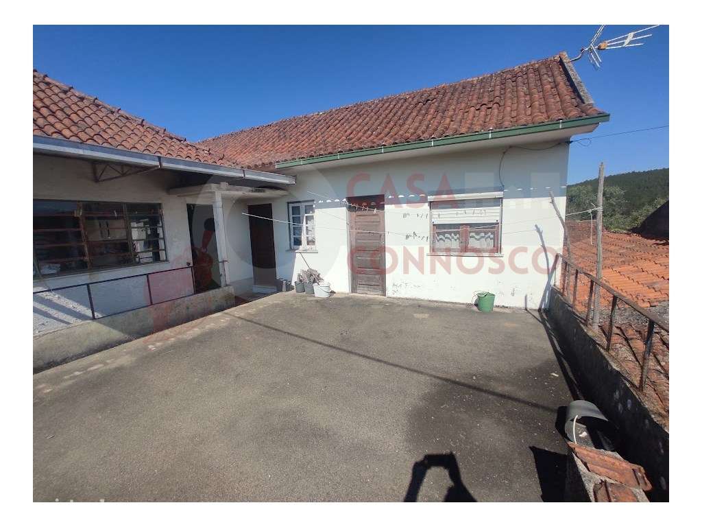 Moradia M4 pronta a habitar com terreno.-11