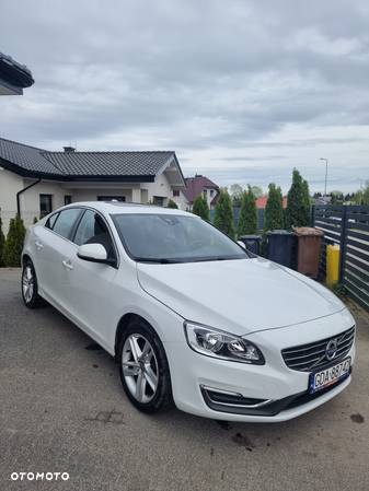 Volvo S60 T5 Powershift Edition Pro - 1