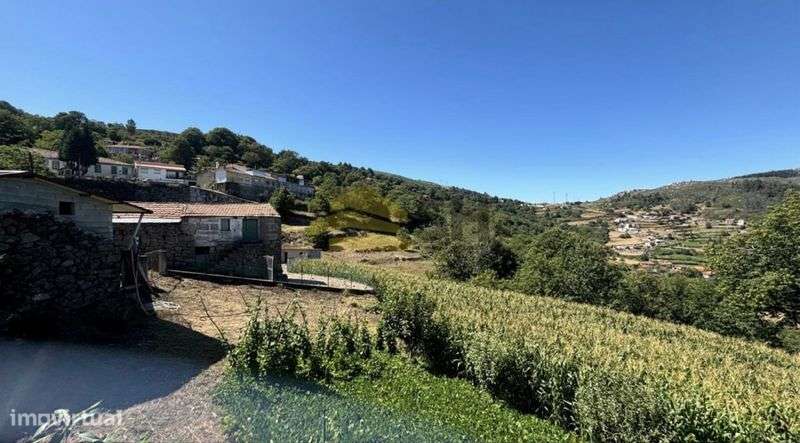 Moradia T3 p/recuperar | Gestaçô, Baião - Grande imagem: 5/10