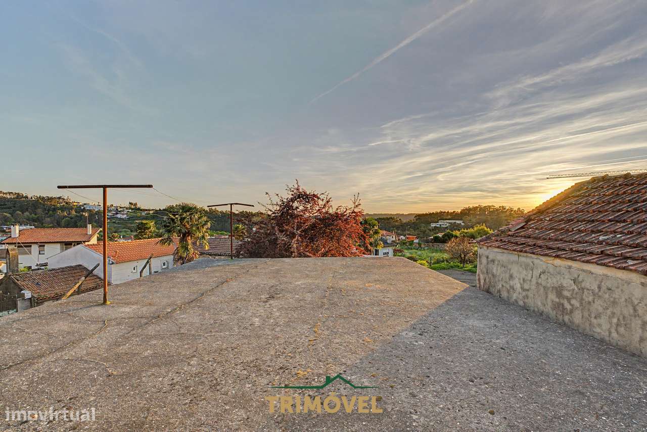 Moradia Independente T3 em São Roque-23