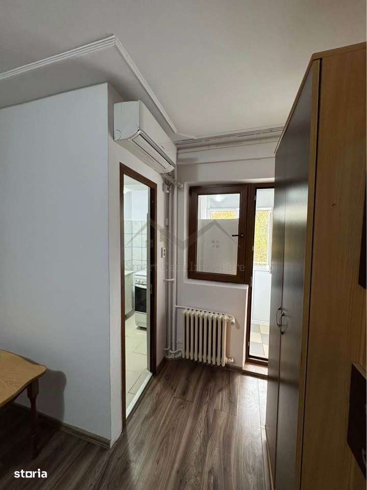 Garsoniera Baza3 etajul 3 din 4 - Imagine principală: 4/7