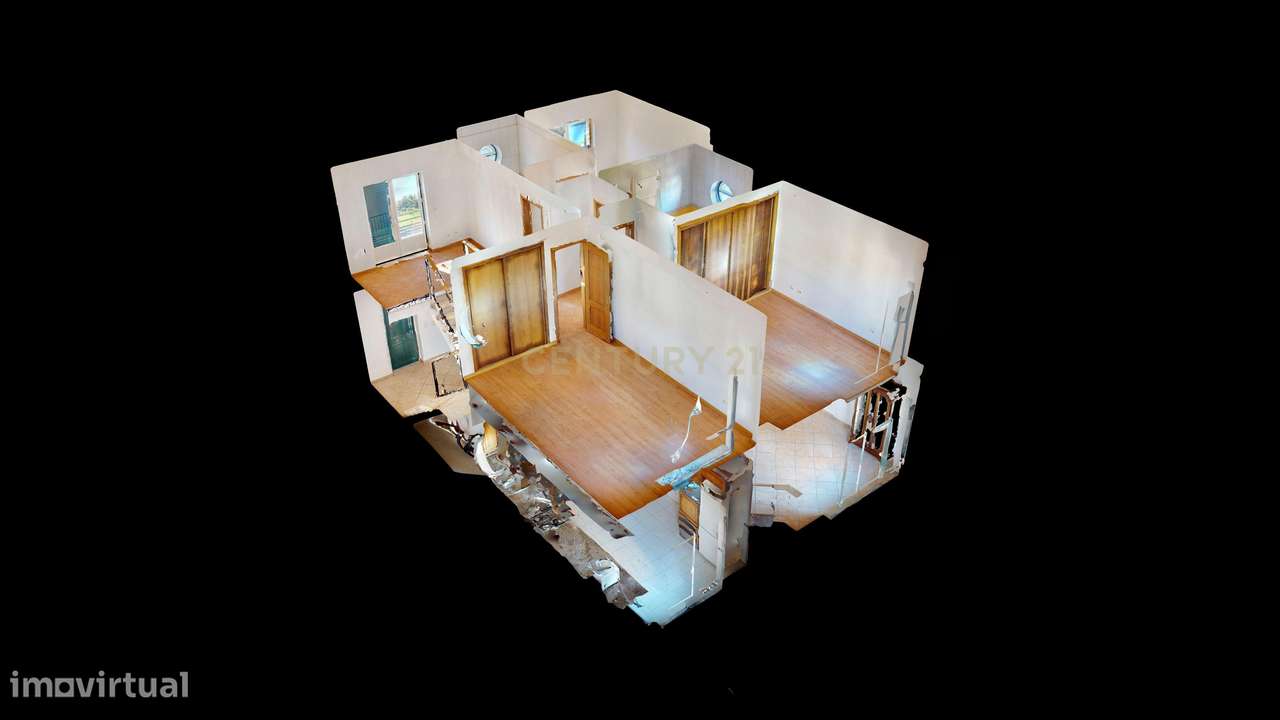 Moradia T4 em Alverca, com Jardim e Garagem-24