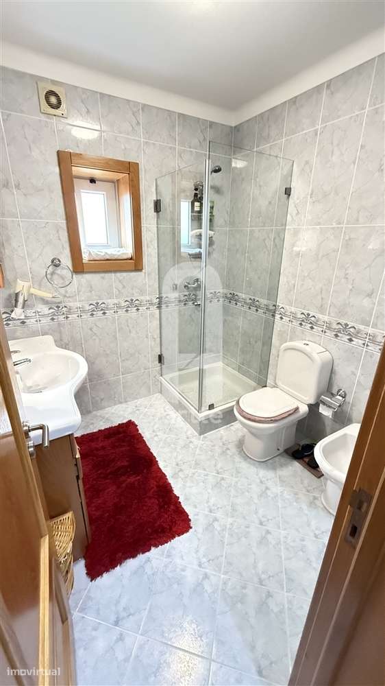 Apartamento T4 de luxo em Oliveira de Azemeis-15