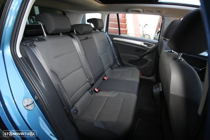 VW Golf Variant 1.6 TDi GPS Edition - 18