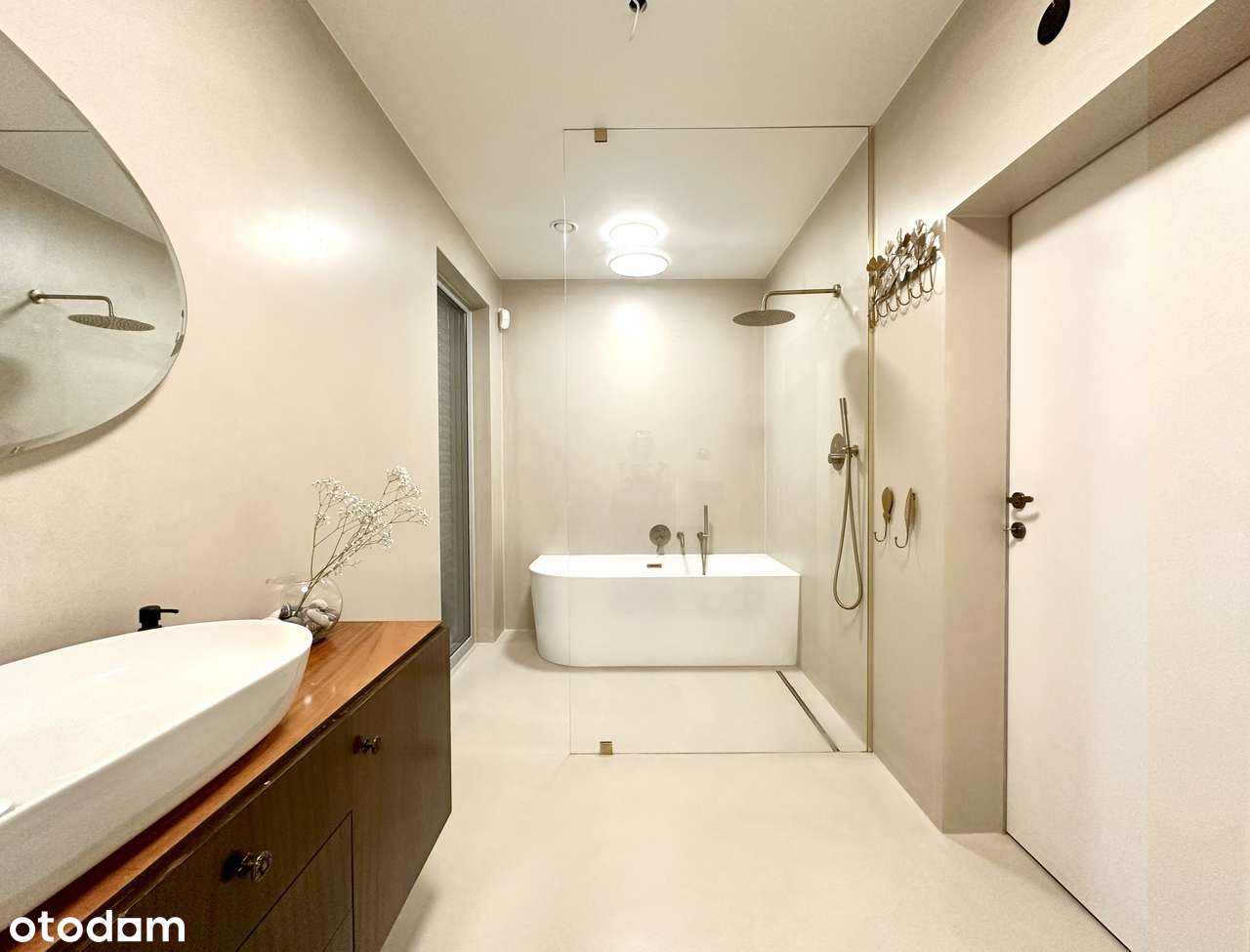 Nowoczesny Dom w Stylu Stodoły, Atrakcyjna Lokalizacja-9