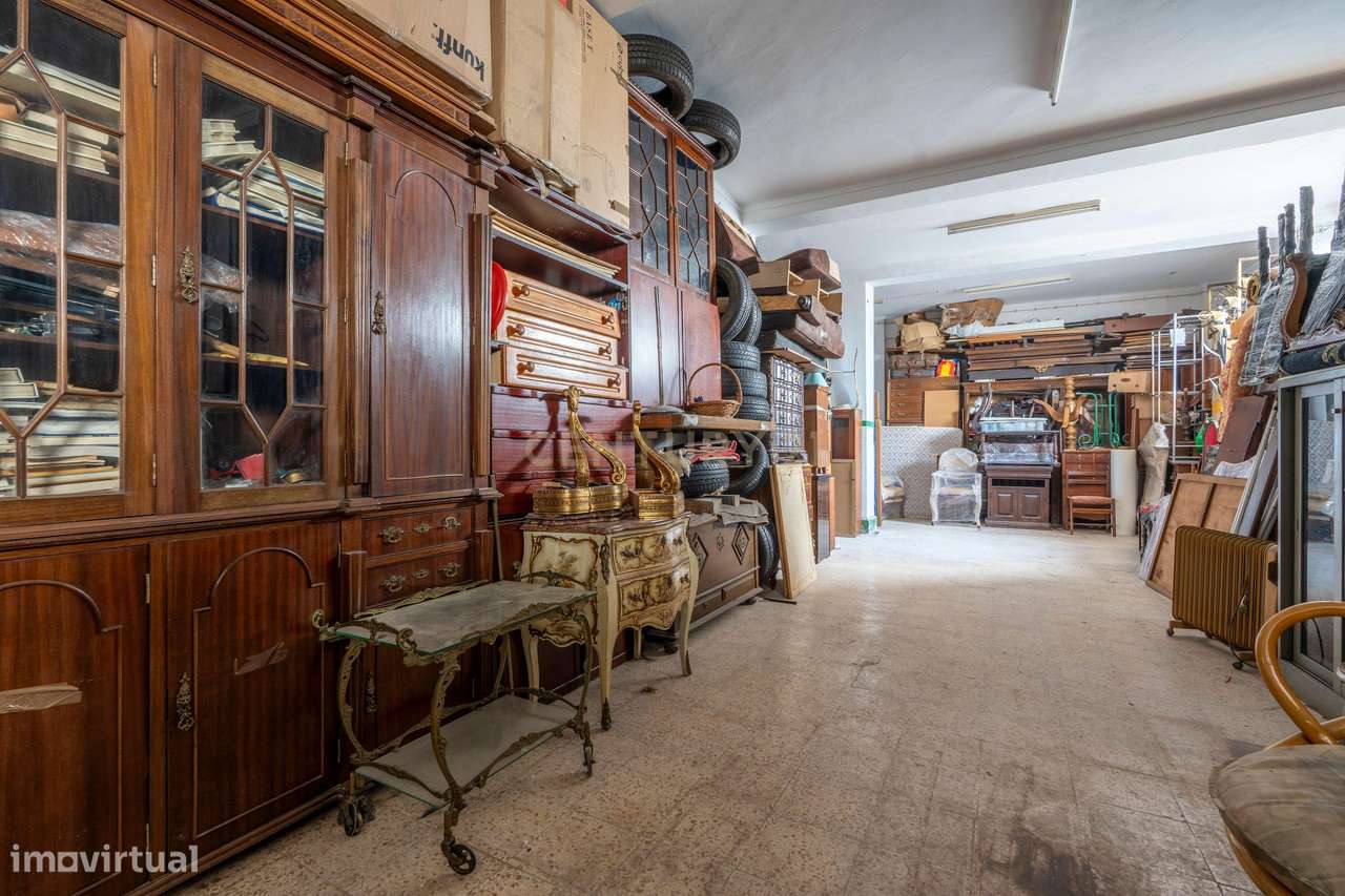 ESPAÇO PARA COMERCIO-ARMAZÉM- SERVIÇOS- RESTAURAÇÃO-  CULTO RELIGIOSO- - Grande imagem: 5/28