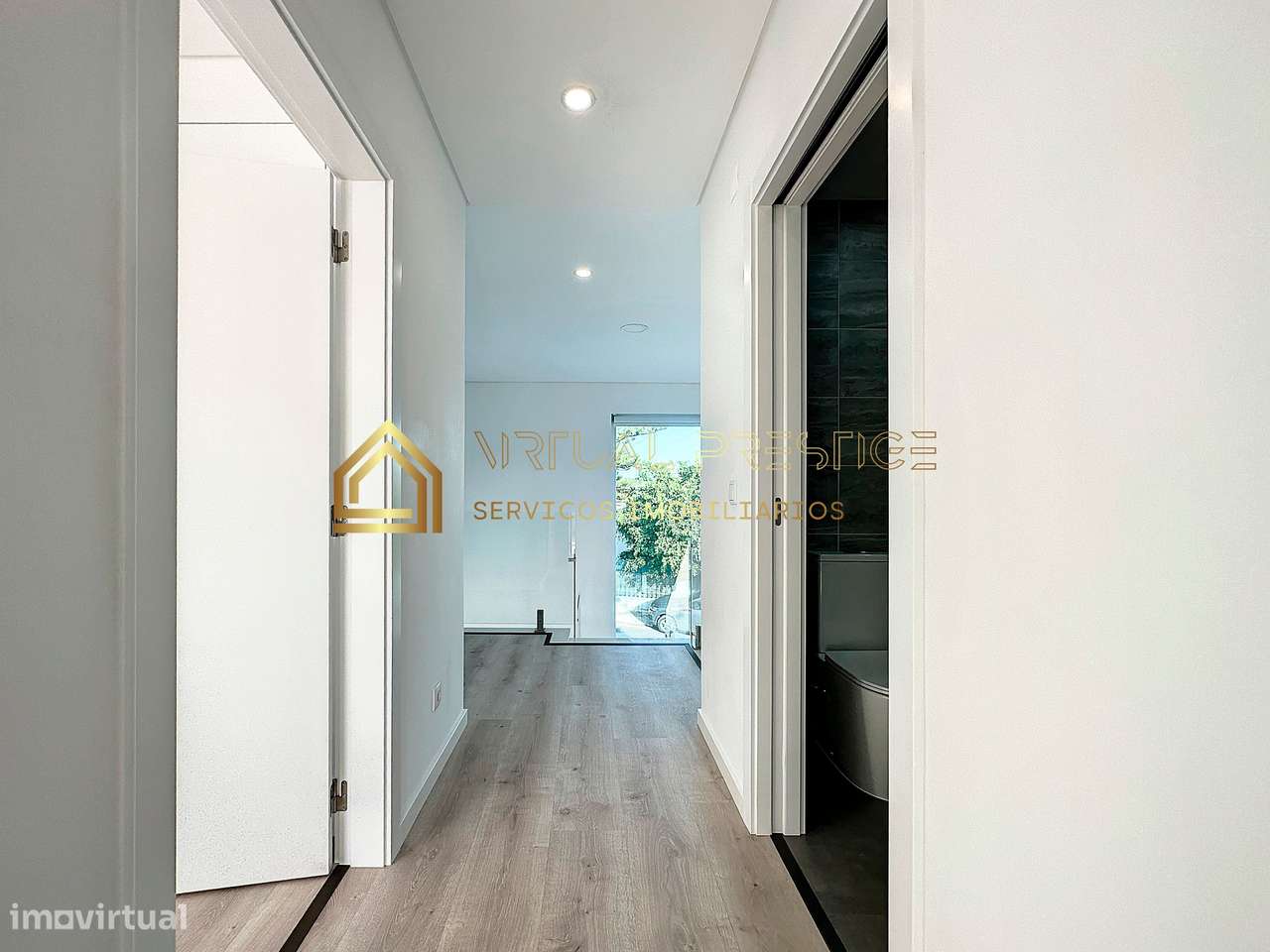 Moradia T4 nova com piscina e garagem – Charneca da Caparica-18