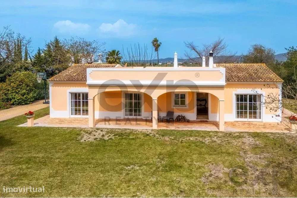 Encantadora moradia T3 com um lindo jardim, convenientemente situada n - Grande imagem: 2/52