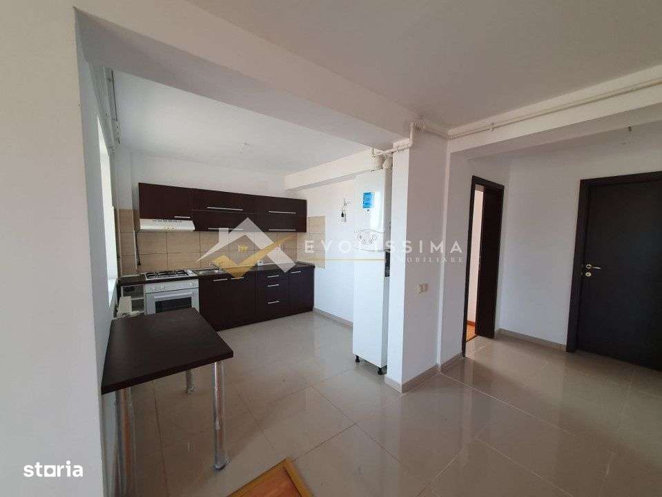 Apartament de trei camere la intrare in Bran-2