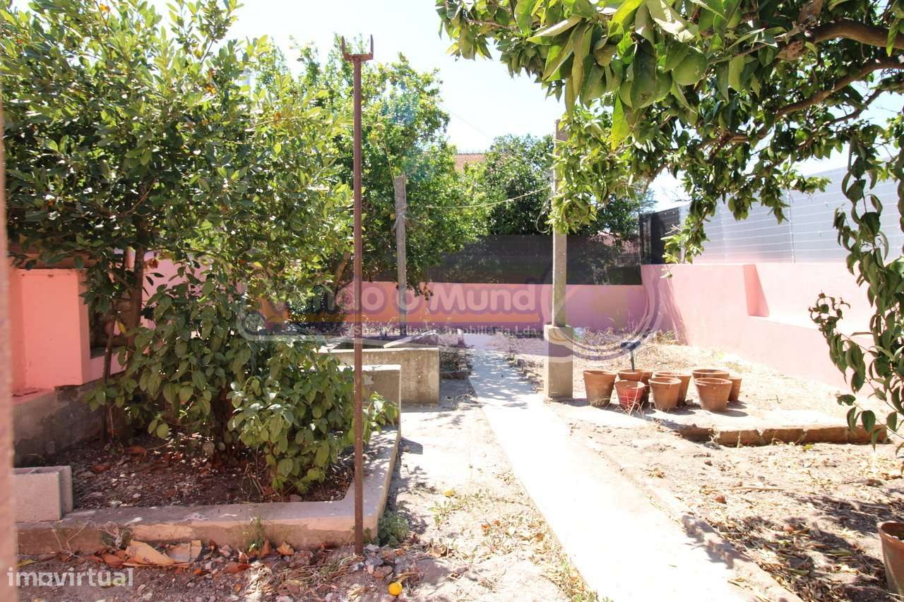 Moradia T1+1 em Muge (MG063)-11