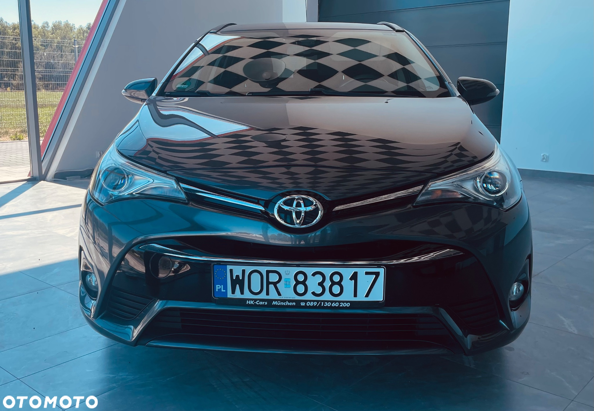 Toyota Avensis 2.0 D-4D Selection - 2
