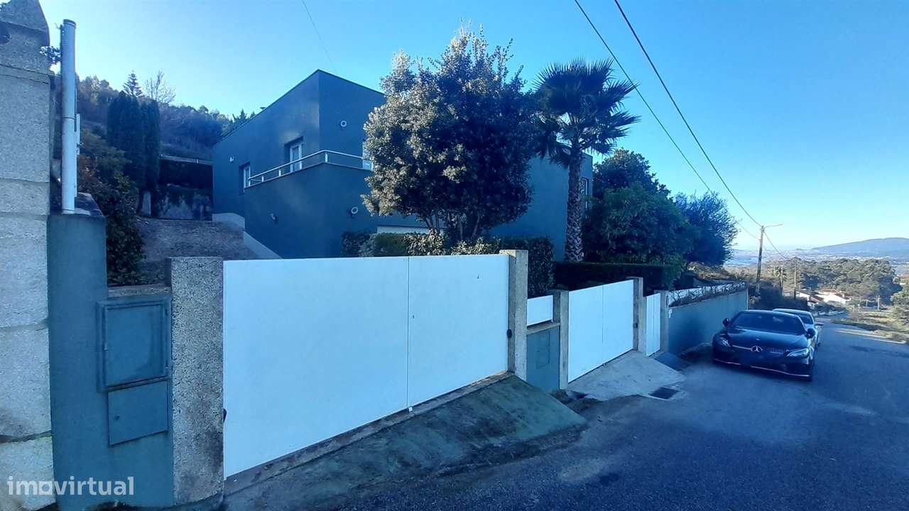 Moradia T3 Moderna com Piscina Privada – Loivo, Vila Nova De Cerveira - Grande imagem: 2/39