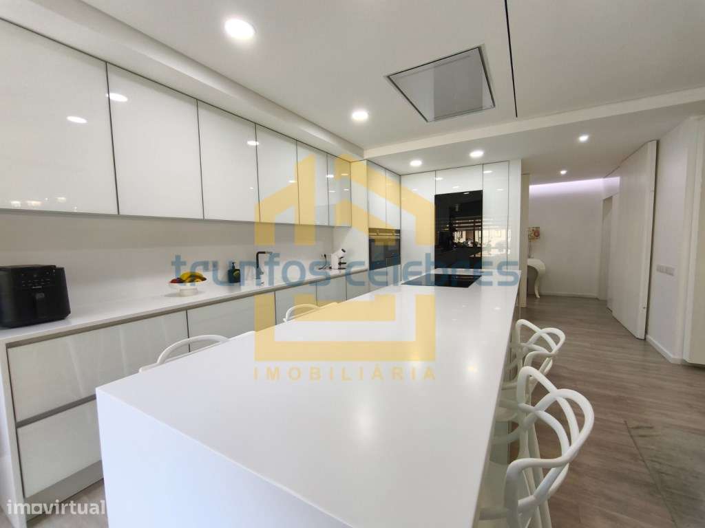 T3 totalmente renovado,a 200 metros da Praia da Fragosa em Aver-o-M...-23