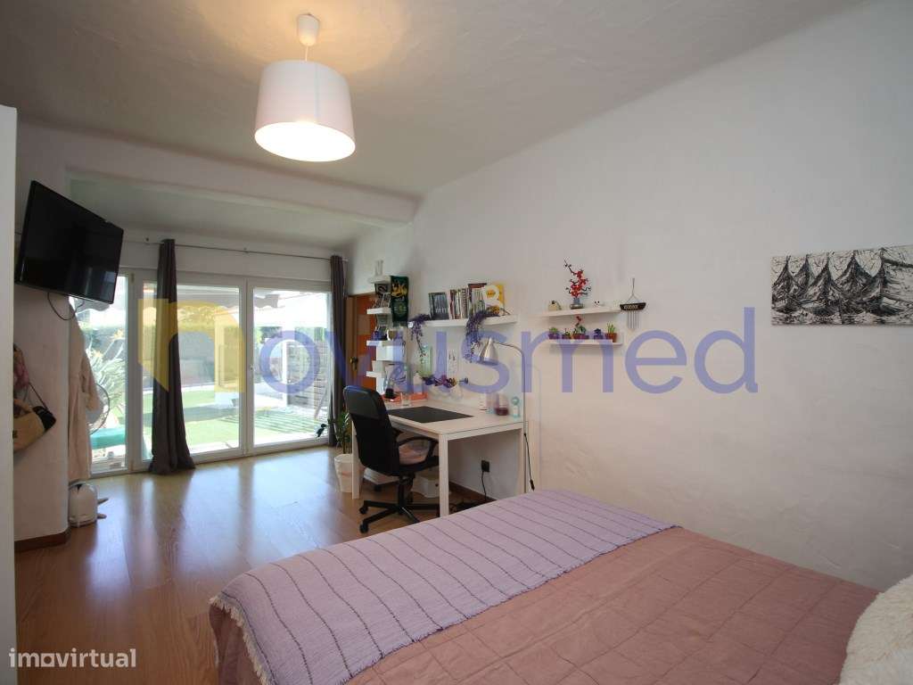 Moradia T4 com piscina, térrea perto da praia e do Golf dos Salgados-29