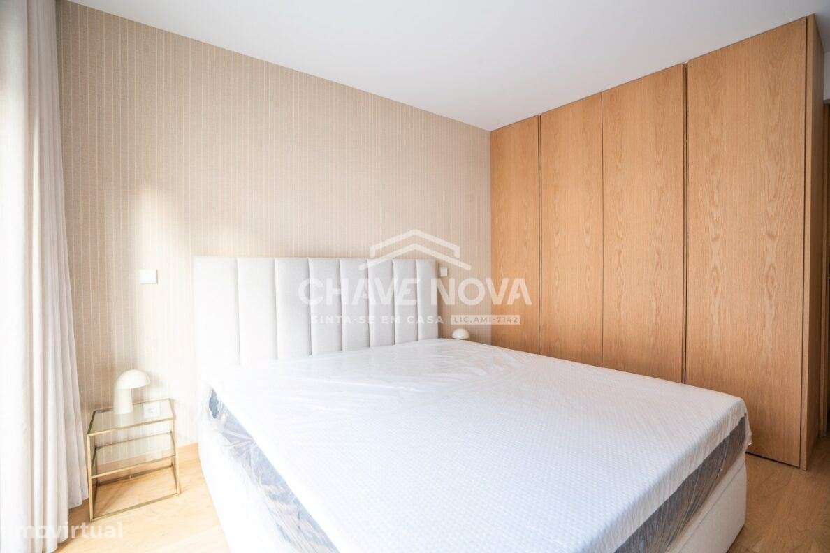 Apartamento T1 mobilado no coração do Porto – Camões 800-9