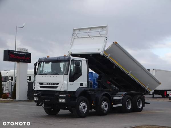 Iveco TRAKKER 410 / 8X4 / 2 STRONNA WYWROTKA / HYDROBURTA / AUTOMAT / 17 TON ŁADOWNOŚCI / 2008 rok - 2