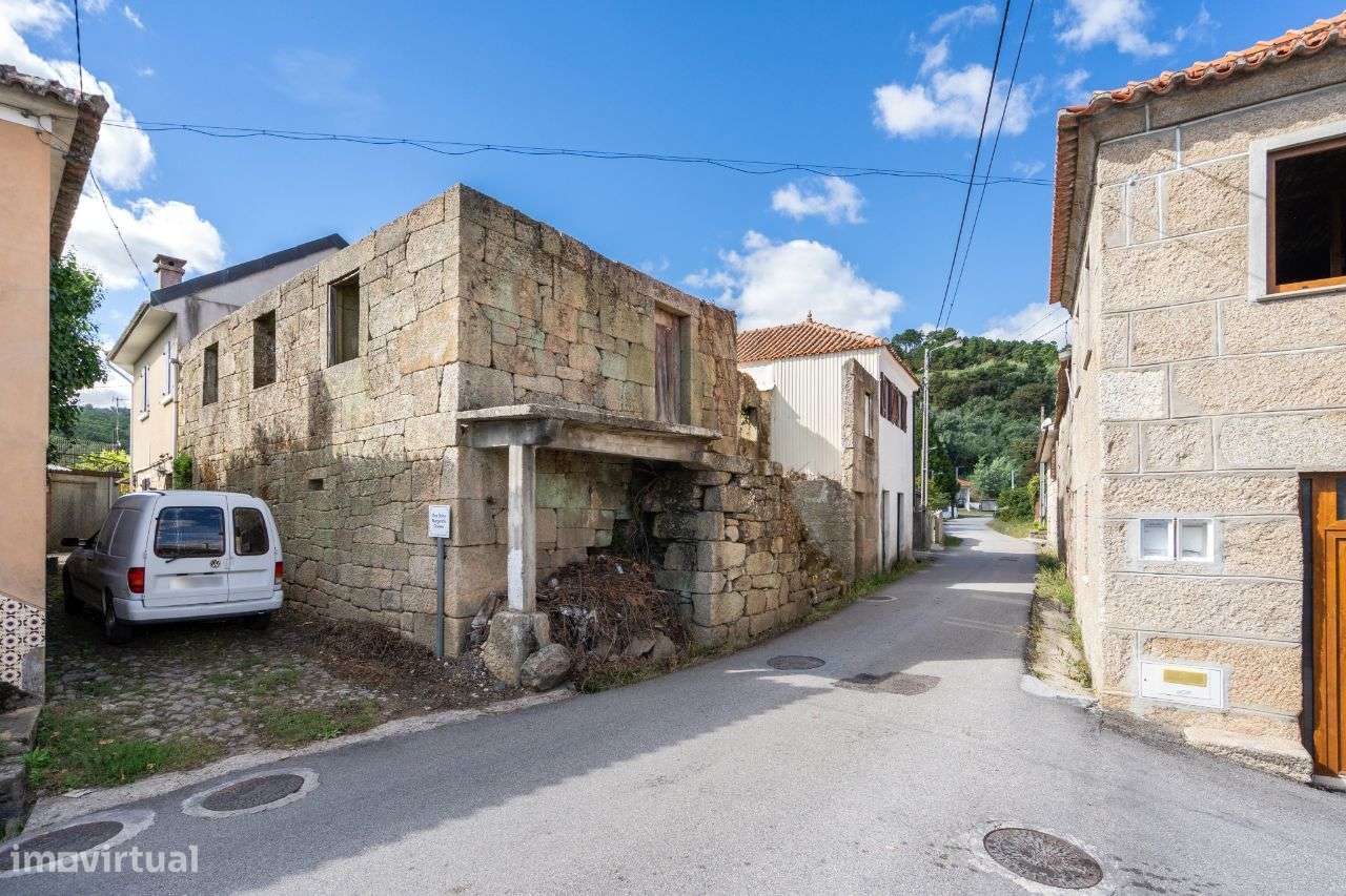 Conjunto de 4 moradias em Borbelinha, Adoufe - Vila Real-10