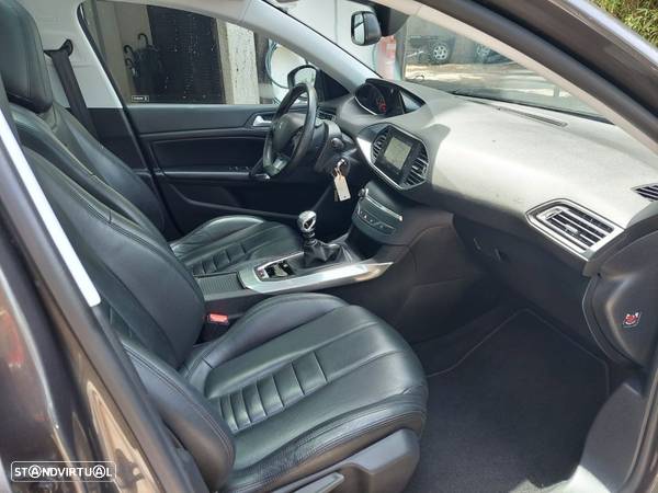 Peugeot 308 SW 1.5 BlueHDi Allure - 17