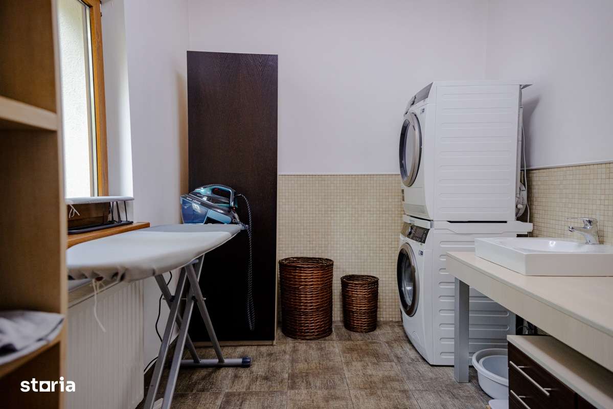 VILA DE LUX, zona Cartier Sasar , 450mp cu 10 ari teren!-8