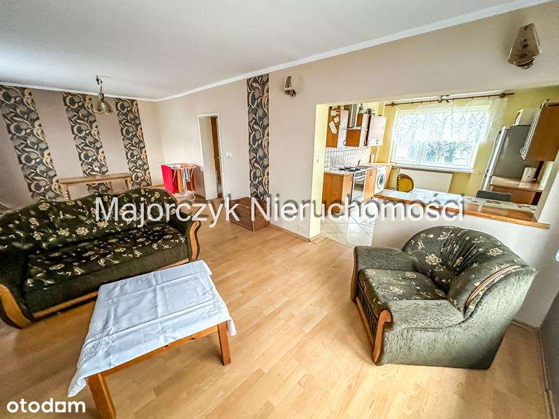 Dom z zapleczem gospodarczym - Błotnica-4