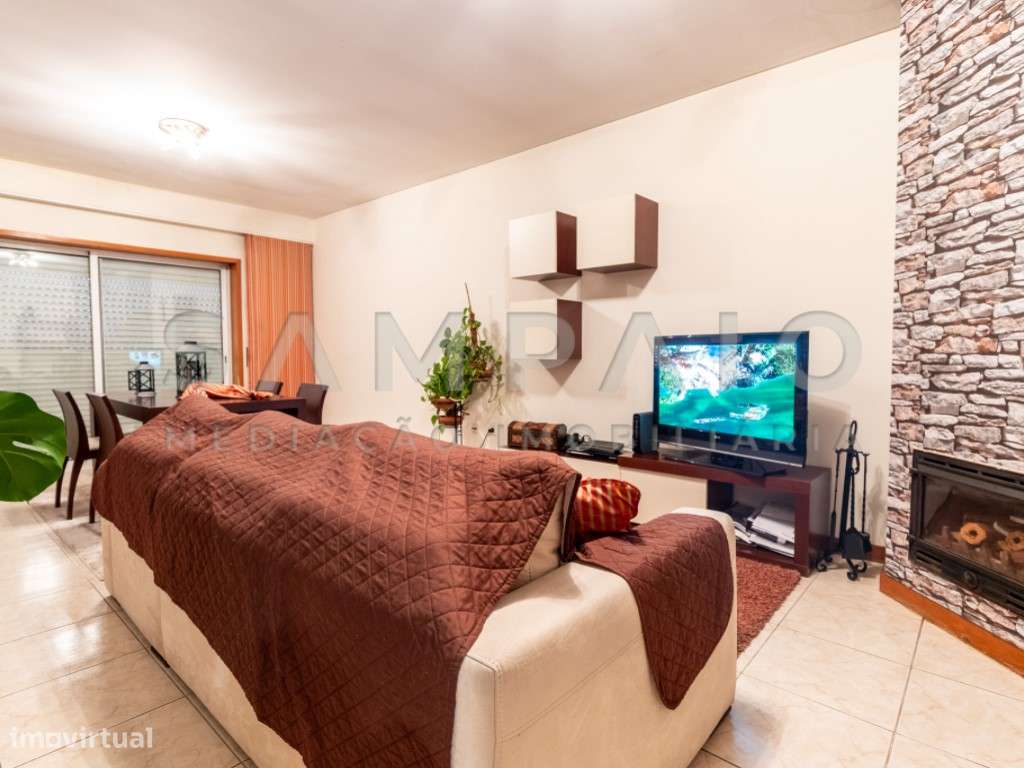 Apartamento T2 S. Cosme/Av. da Conduta!-5