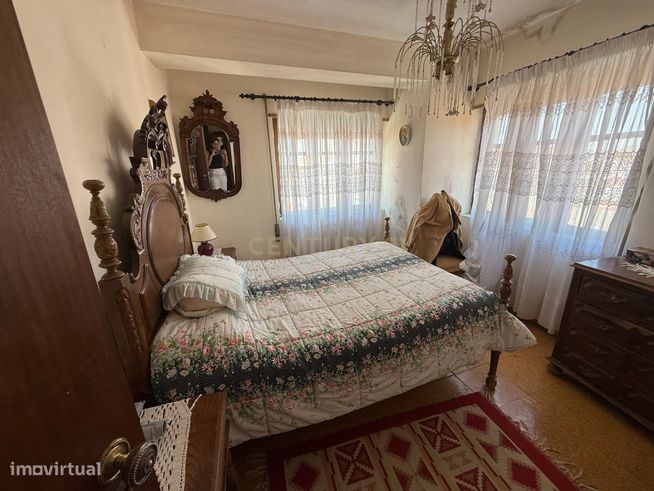 PRÉDIO T4 CENTRO HISTÓRICO Bragança - 249.000€-13