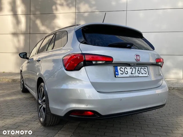 Fiat Tipo 1.4 T-Jet 16v Lounge - 9