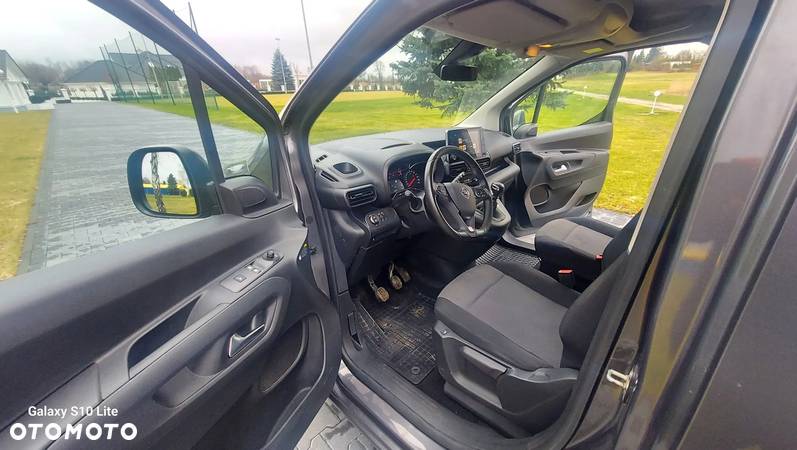 Opel Combo - 9