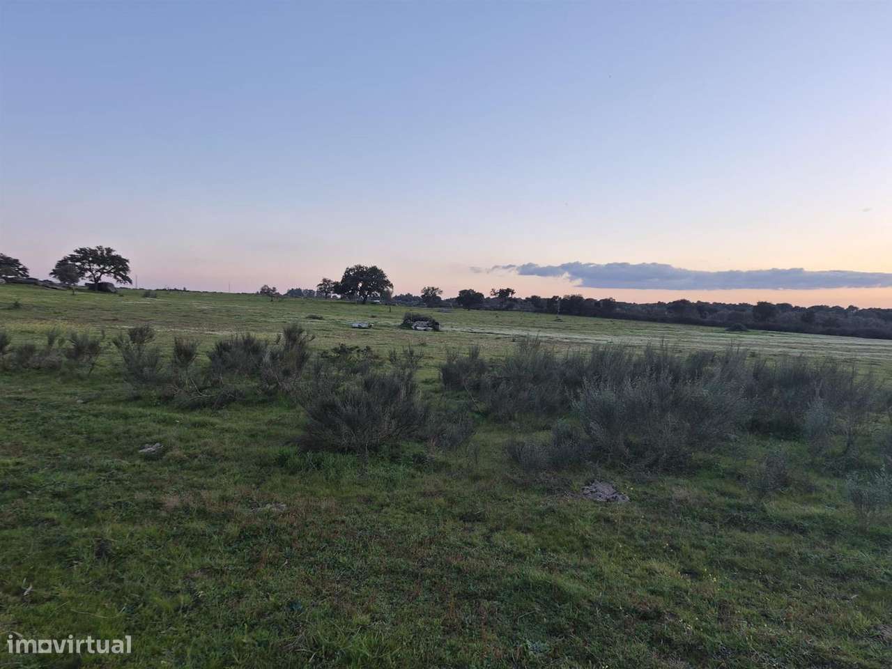 Terreno - Grande imagem: 2/4