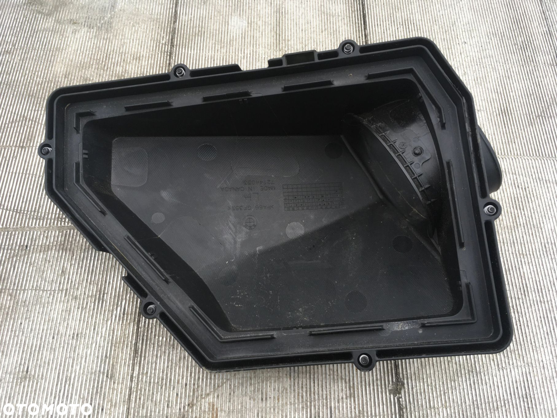 POKRYWA FILTRA POWIETRZA BMW G05 G06 G07 8689755 - 2