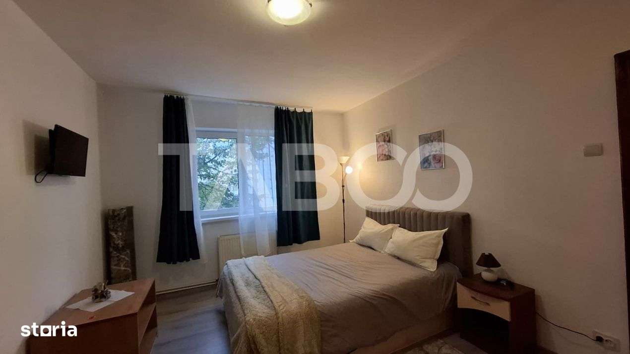 Apartament 3 camere de vanzare semidecomandat 45 mp zona Vasile Aaron - Imagine principală: 1/9