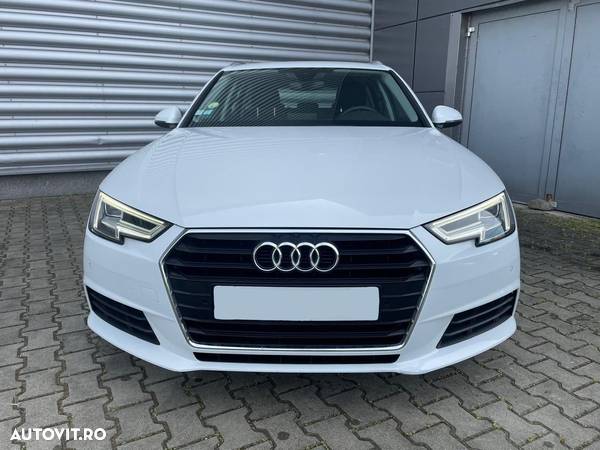 Audi A4 Avant 2.0 TDI ultra S tronic Sport - 2