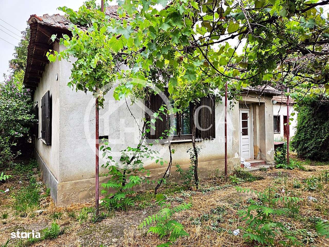 Casa de vanzare cu 4 camere si teren de 1520 in satul Batar, Bihor - Imagine principală: 5/8