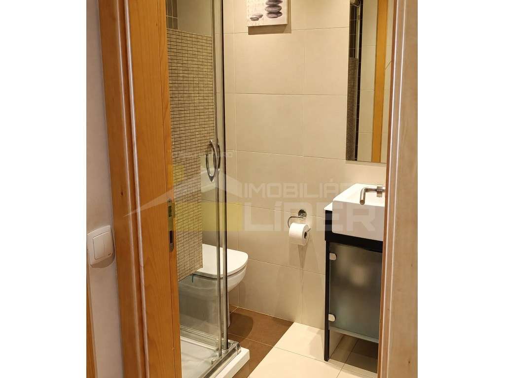 Apartamento T3 com Suíte, em Camarate, Lisboa.-22