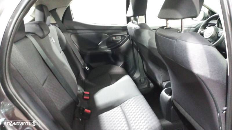 Toyota Yaris 1.0 VVT-i Comfort Plus - 6