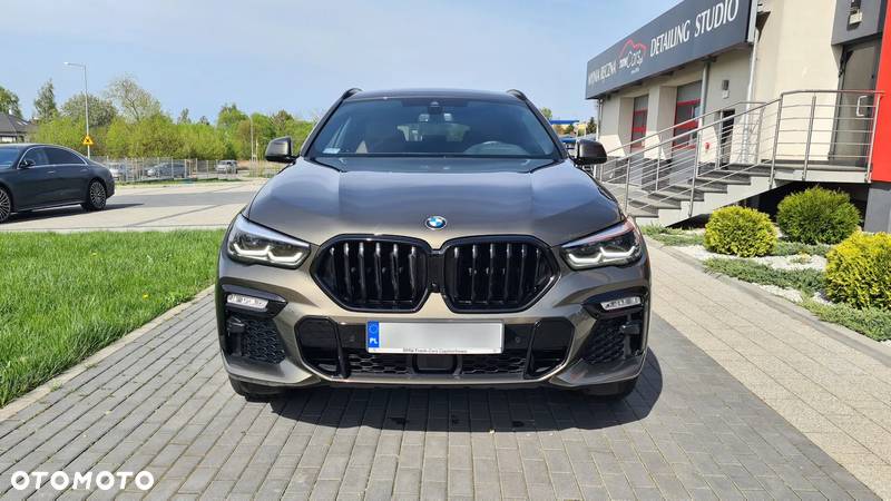 BMW X6 xDrive40i - 6