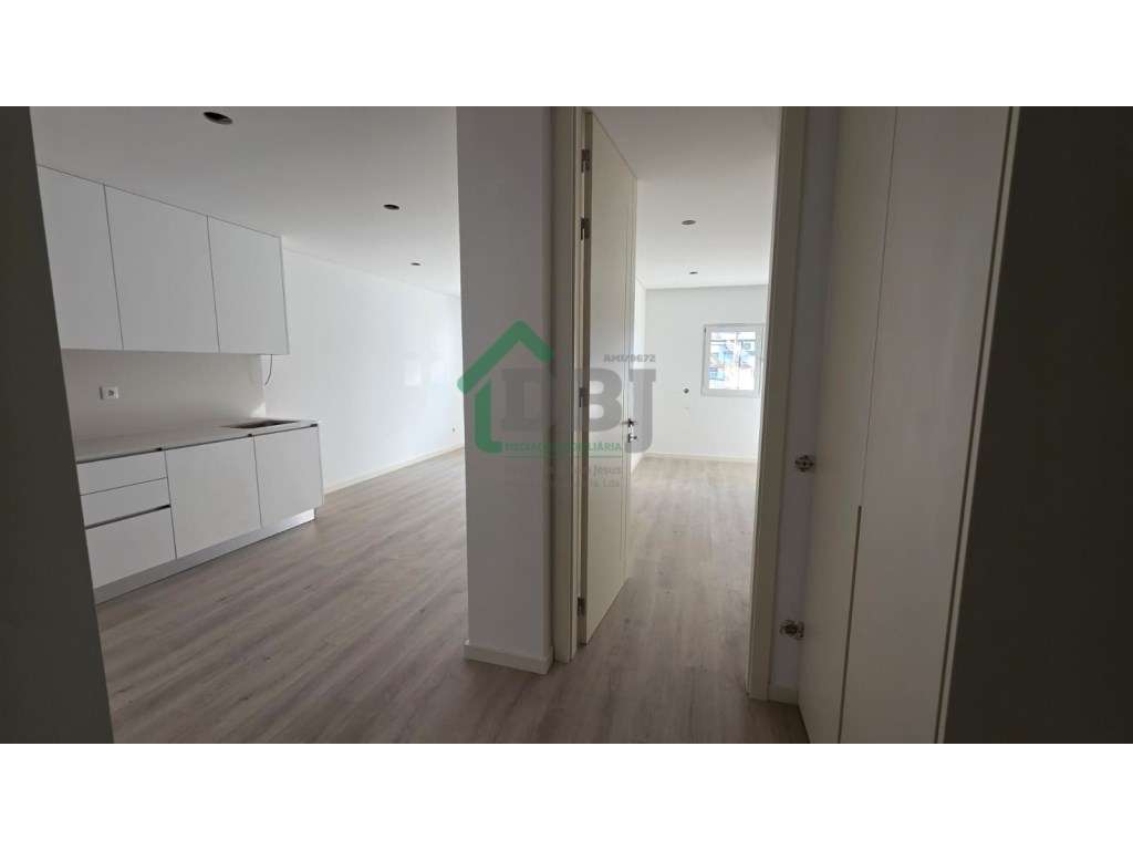 T1 Novo - Edifício Cidade Nova - Grande imagem: 5/12