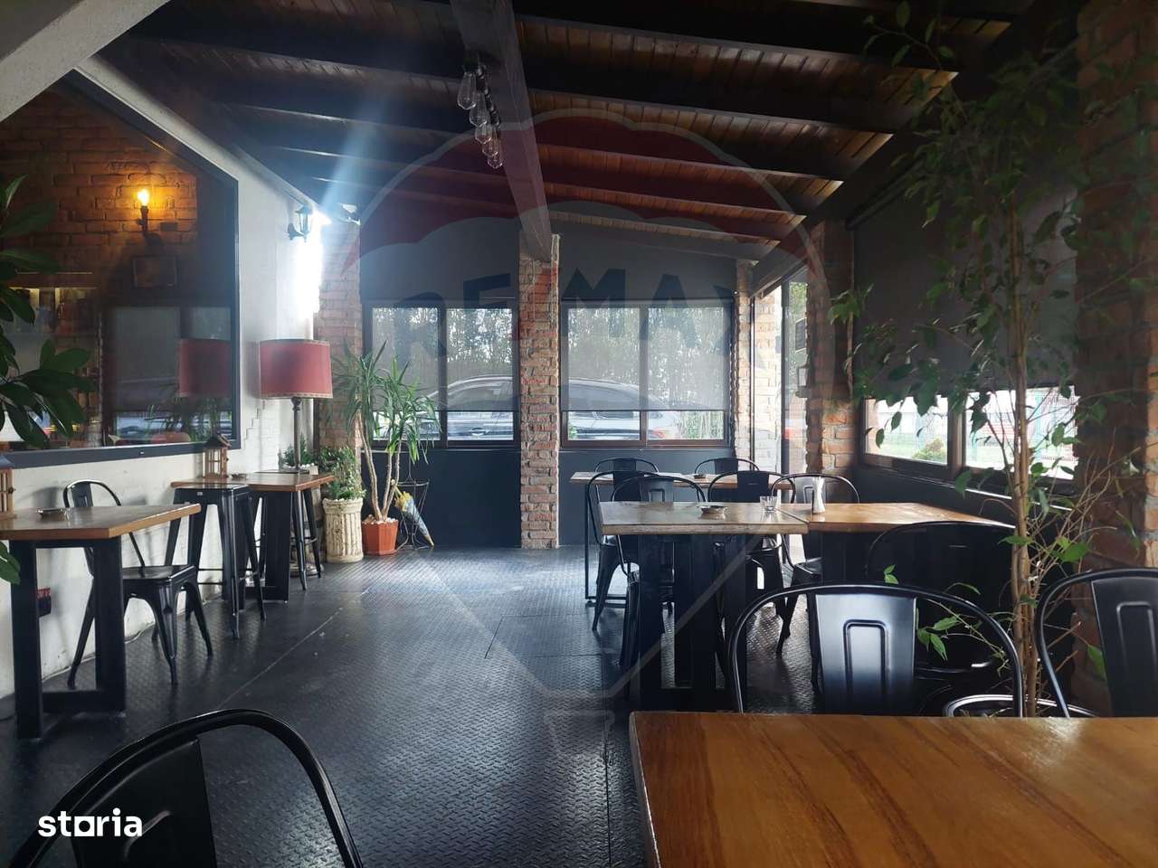 Preluare restaurant de succes - oportunitate de afacere in Moinesti - Imagine principală: 4/8