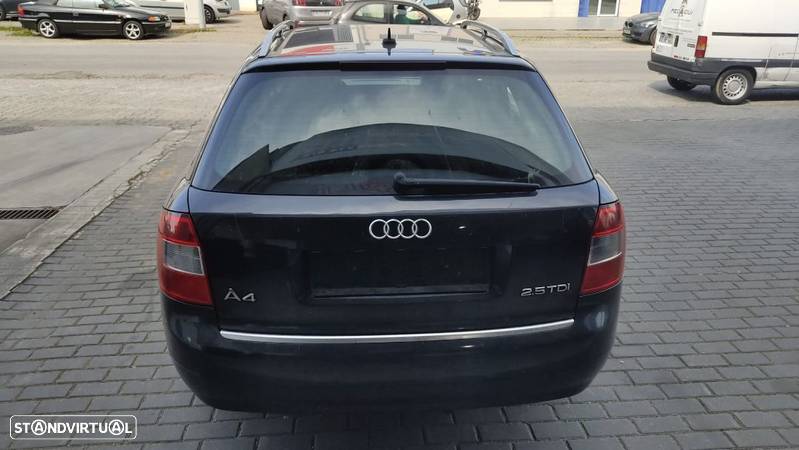 Audi A4 8E B6 Avant S-Line 2.5 tdi 163cv de 2003 para peças - 3