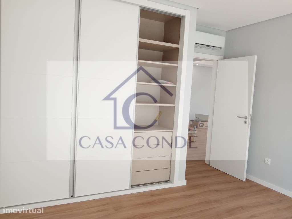 Moradia Isolada T4 Nova em Fernão Ferro - Acabamentos de Luxo-11
