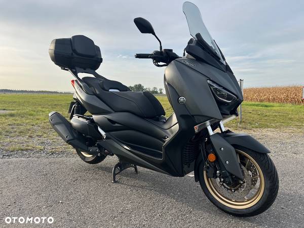 Yamaha X-max - 1