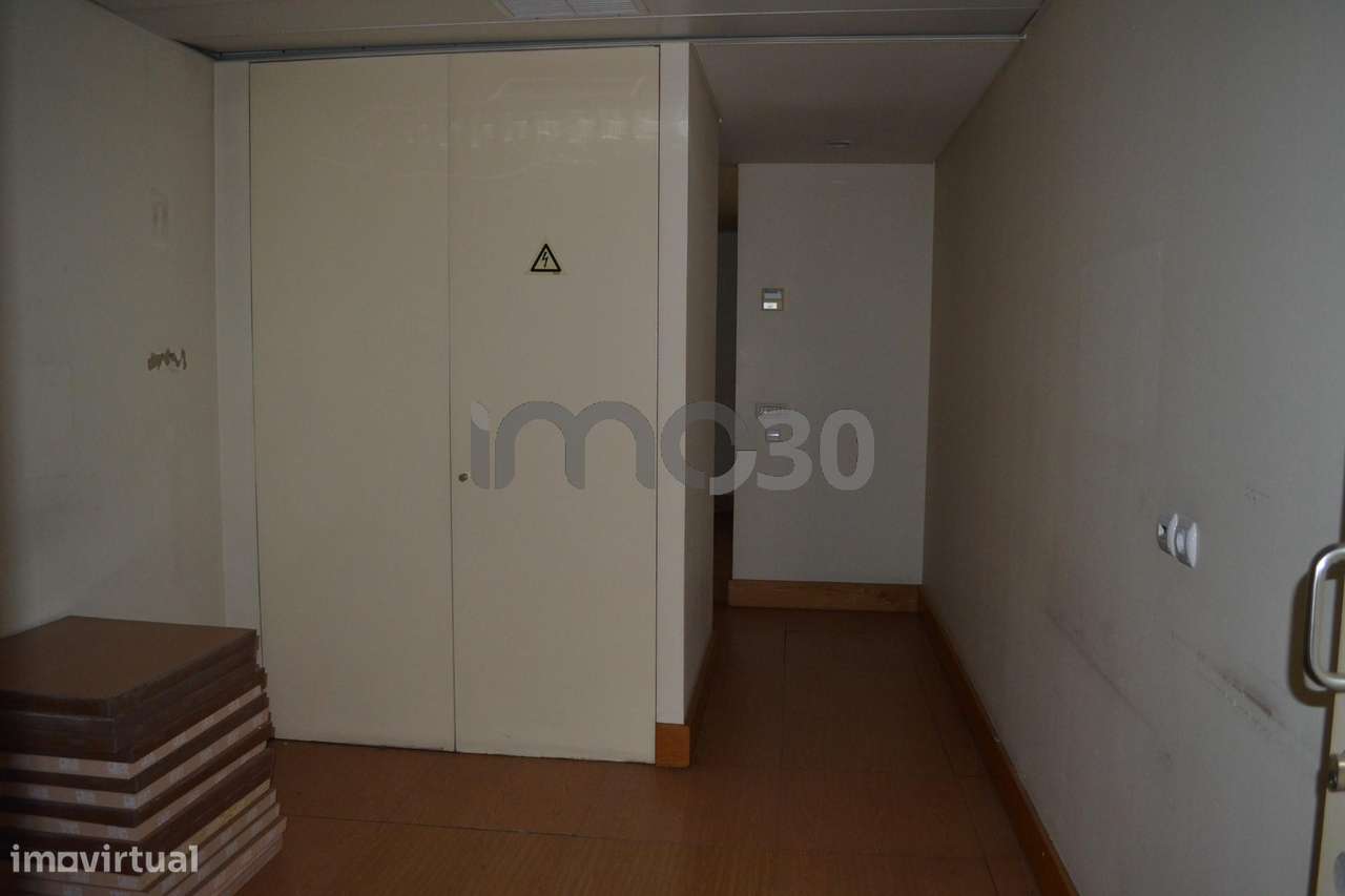 Loja Afonso Henriques em Rio Tinto-7