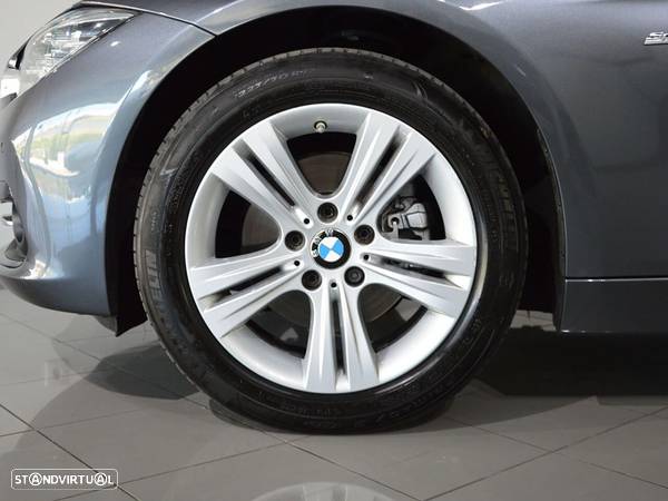 BMW 320 d Line Sport Auto - 39