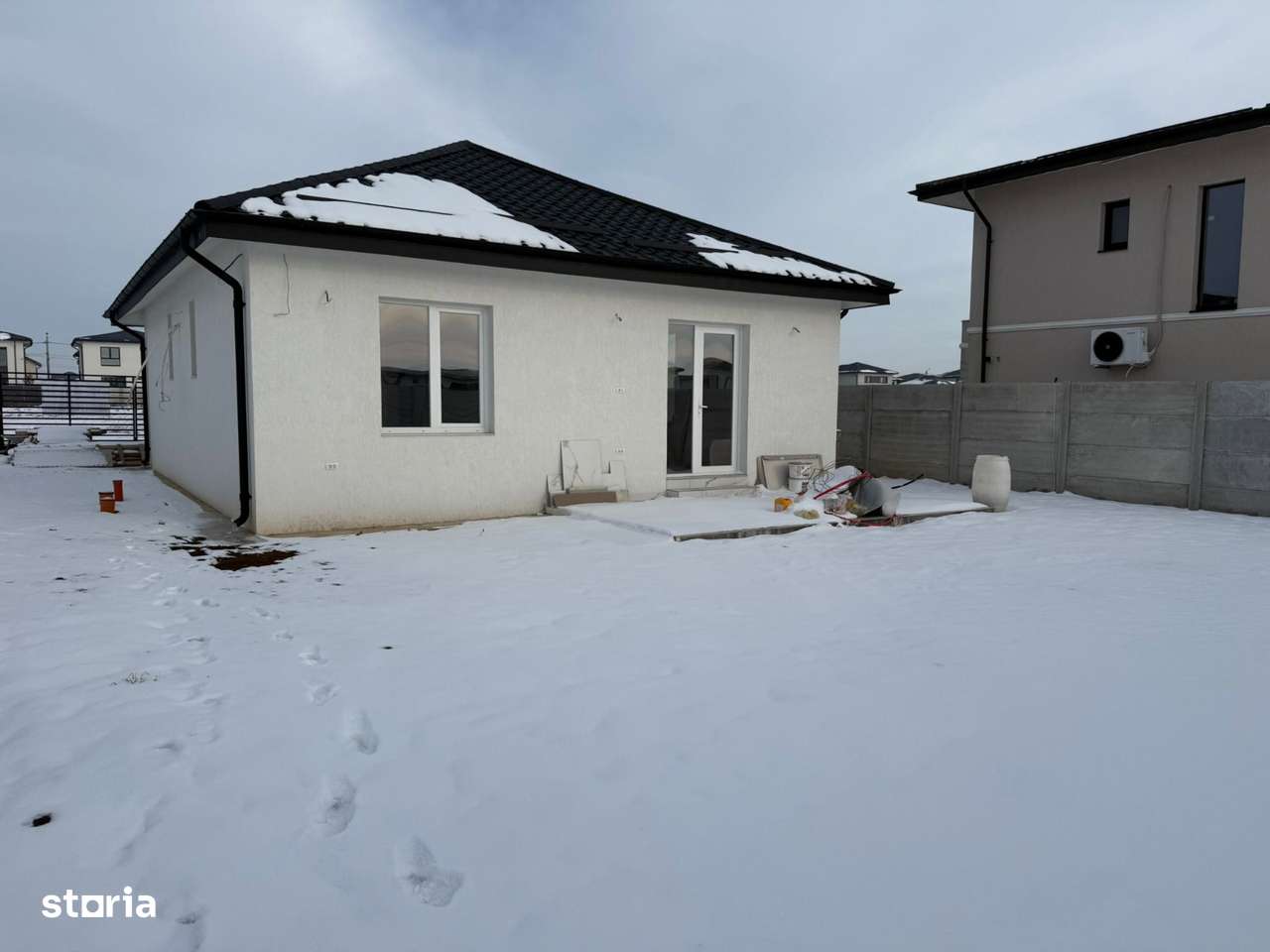 Berceni - Macului - Vila individuala 160.000 euro TVA inclus.-0