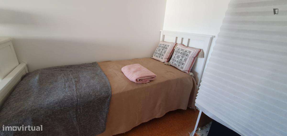 Apartamento com 2 quartos - localizado em Chelas Lisbon - Grande imagem: 4/9