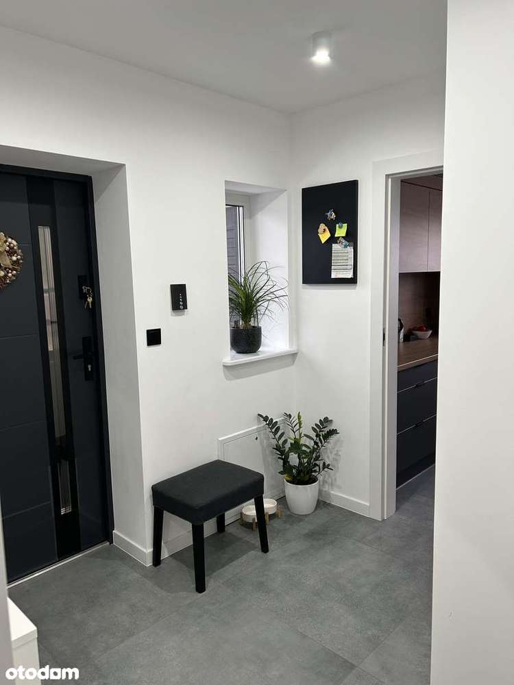 Dom w atrakcyjnej lokalizacji, po remoncie - Pełny obrazek: 4/20