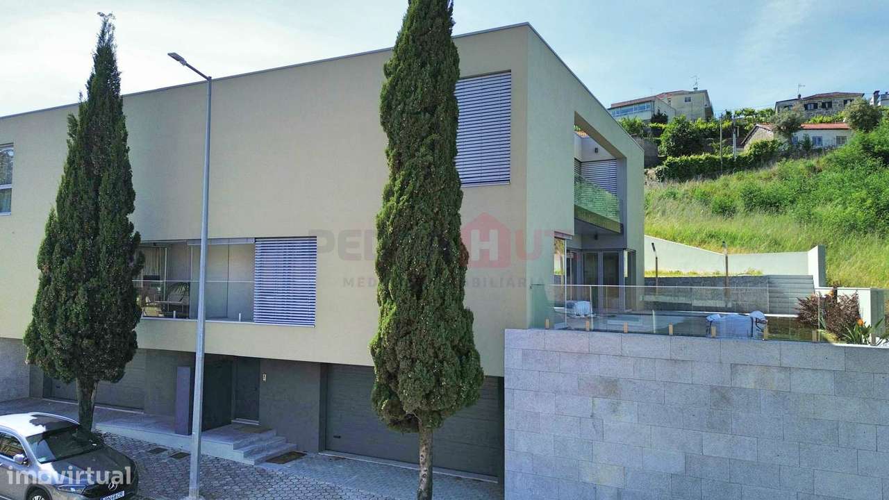 Moradia T4 Penafiel | Ao parque da Cidade| NEWS-3