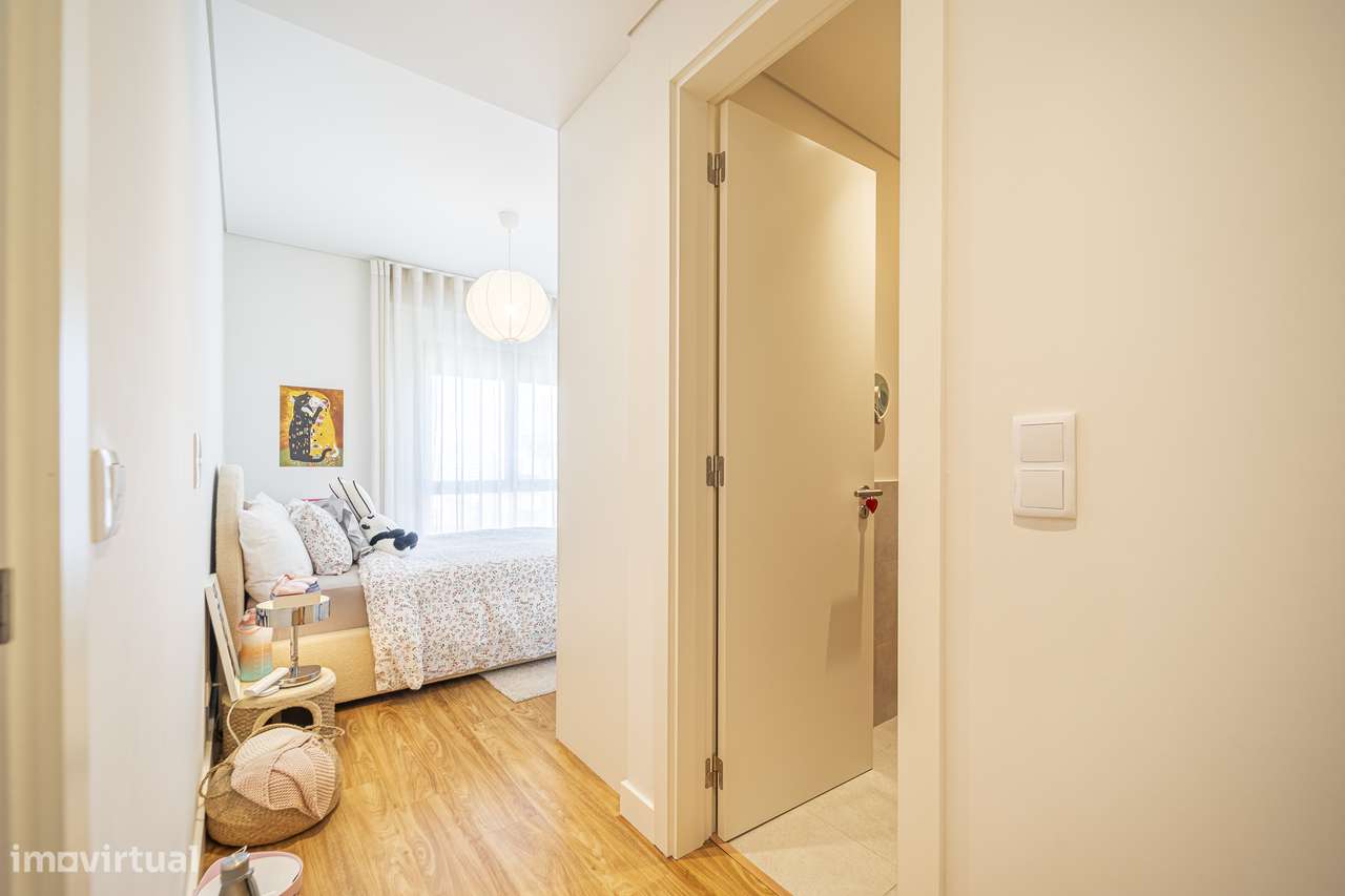 T4 | 183 m² | Miraflores | Vistas Monsanto + Rio-21